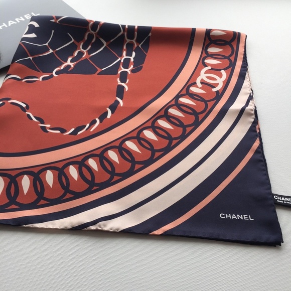 CHANEL Accessories - 100% Silk CHANEL Black Bag Geometric Print Scarf